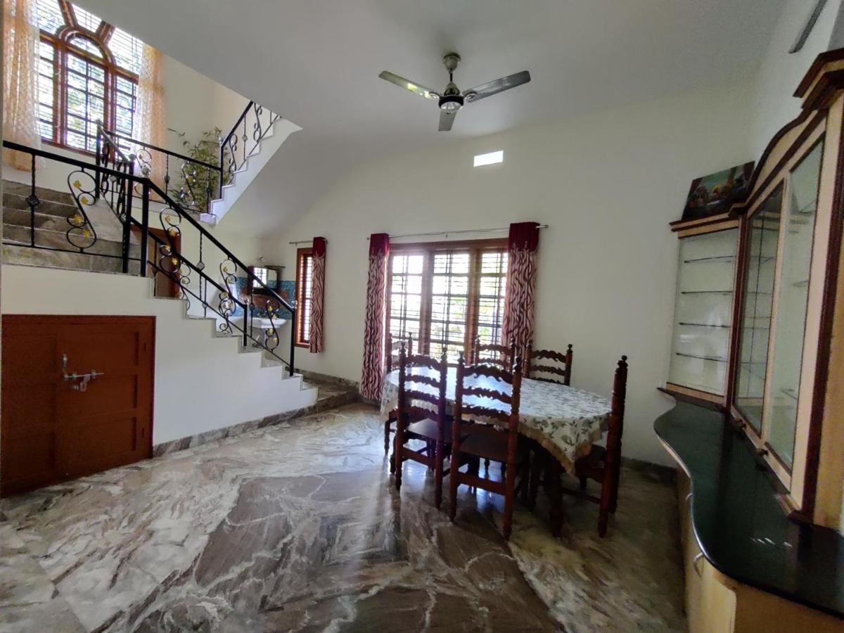 Spacious 3-Bedroom Private Villa In Mangalore - Ideal Getaway For Family And Friends Buitenkant foto