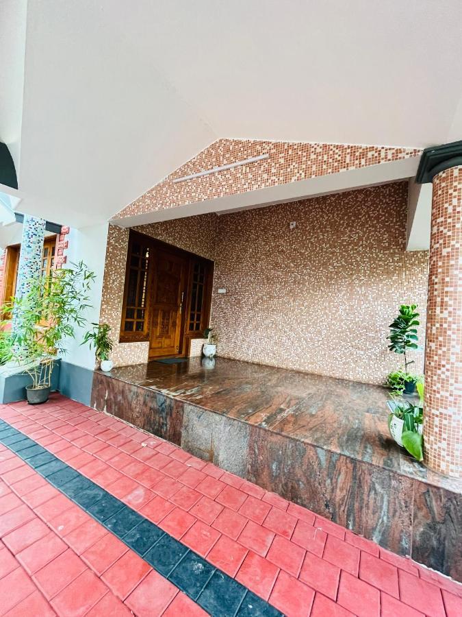 Spacious 3-Bedroom Private Villa In Mangalore - Ideal Getaway For Family And Friends Buitenkant foto