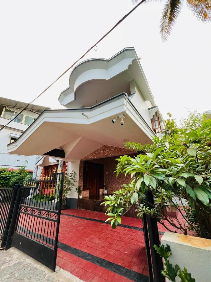 Spacious 3-Bedroom Private Villa In Mangalore - Ideal Getaway For Family And Friends Buitenkant foto