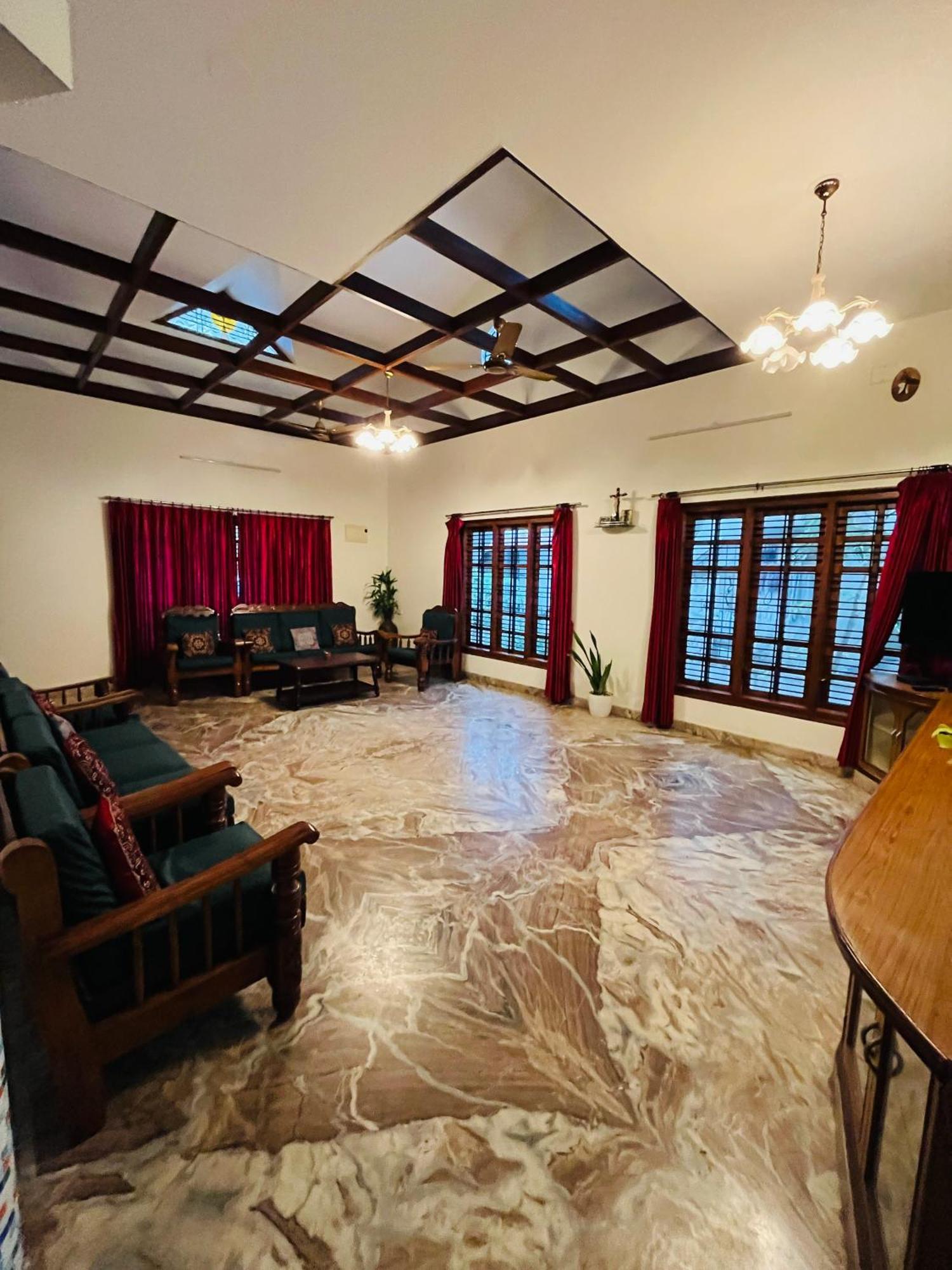 Spacious 3-Bedroom Private Villa In Mangalore - Ideal Getaway For Family And Friends Buitenkant foto