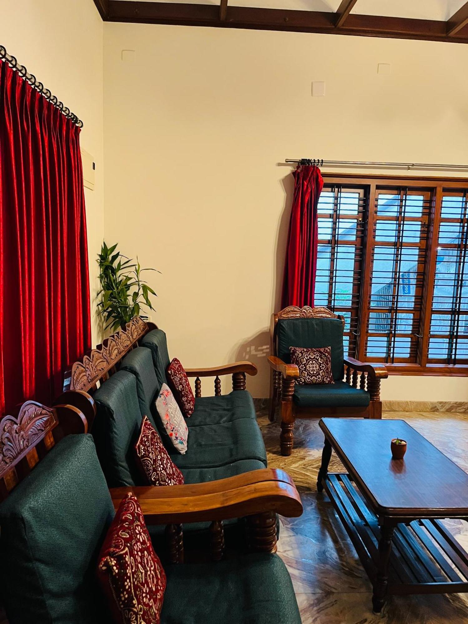 Spacious 3-Bedroom Private Villa In Mangalore - Ideal Getaway For Family And Friends Buitenkant foto