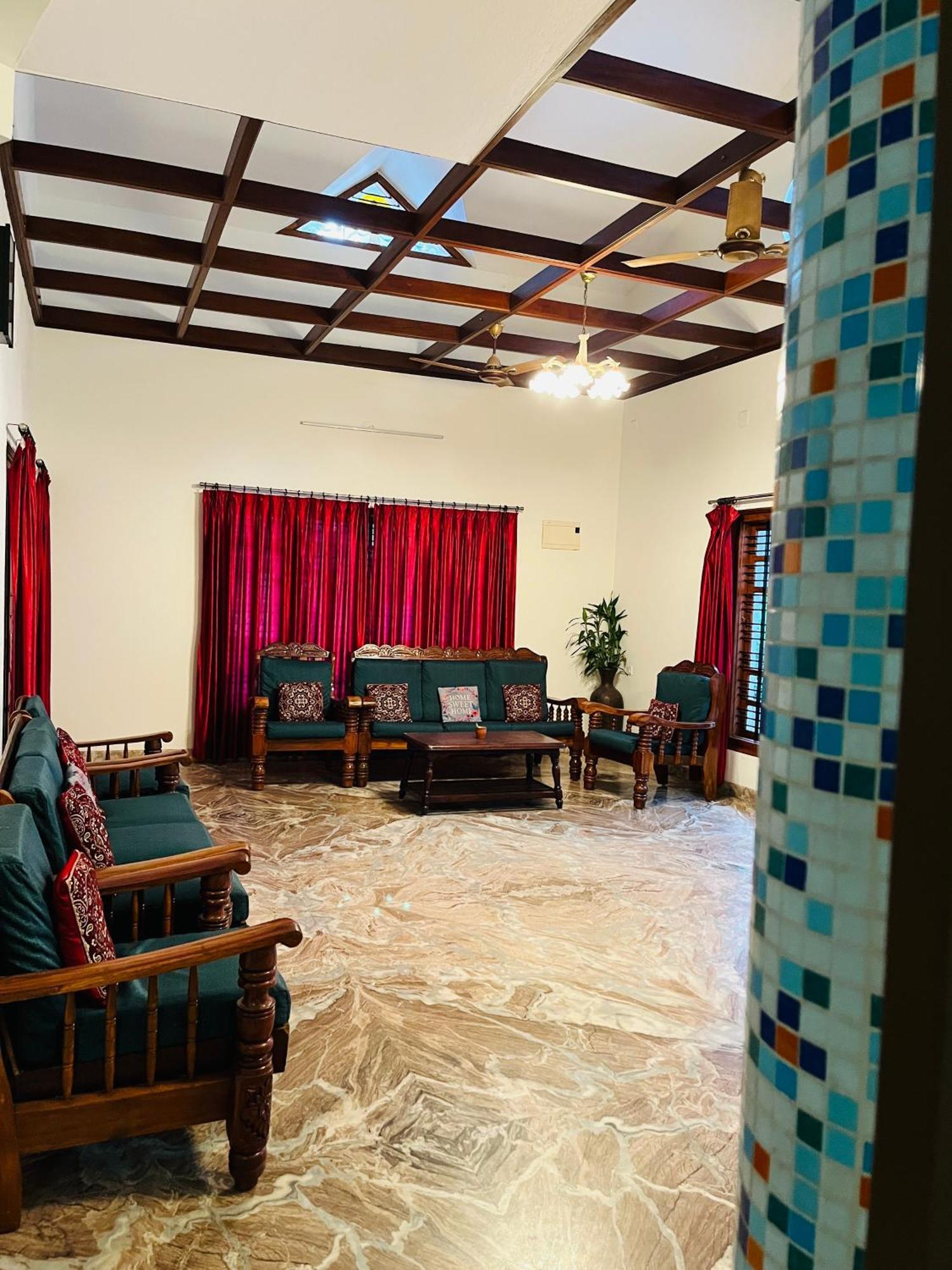 Spacious 3-Bedroom Private Villa In Mangalore - Ideal Getaway For Family And Friends Buitenkant foto